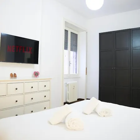 Navigli-metro-moda & Design District Ac & Self Check-in Apartment *